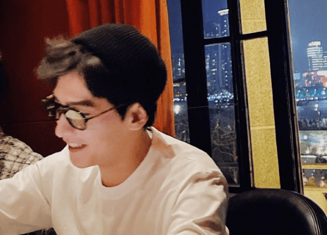 杨洋ee杨洋ee，星光璀璨，引领潮流